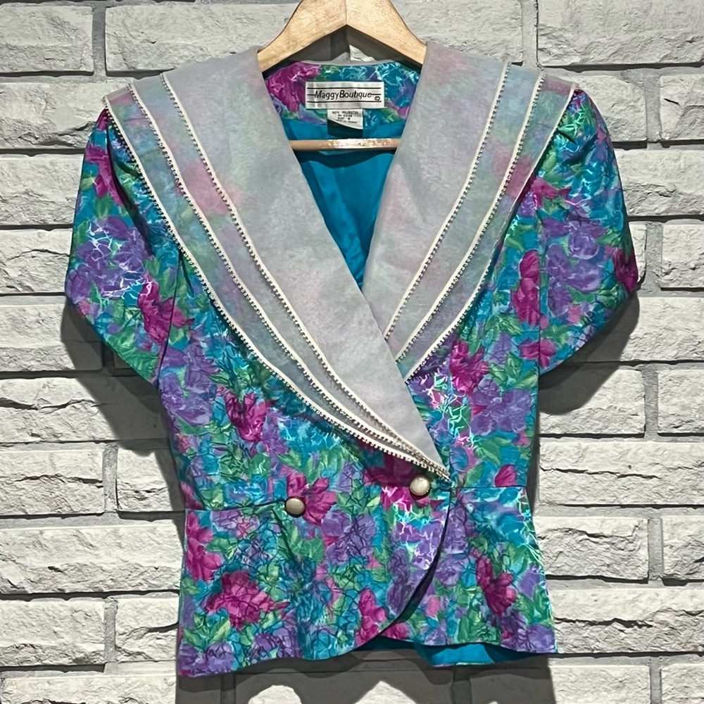 Vintage maggie boutique Floral Multicolor topwith Unique Collar sz 4 EUC